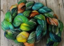 Load image into Gallery viewer, Black River Sunset - merino/silk/flax blend