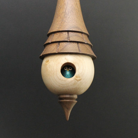 Birdhouse spindle in birdseye maple and walnut (<font color=