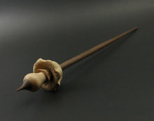 Load image into Gallery viewer, Mushroom support spindle in maple and walnut