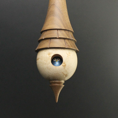 Birdhouse spindle in birdseye maple and walnut (<font color=