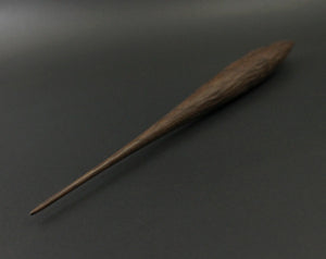 Phang spindle in walnut