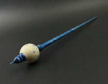 Load image into Gallery viewer, Bead spindle in holly and hand dyed curly maple