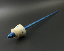 Load image into Gallery viewer, Teacup spindle in holly and hand dyed curly maple