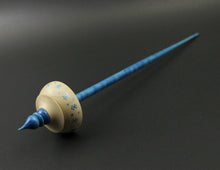 Load image into Gallery viewer, Tibetan style spindle in holly and hand dyed curly maple