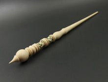 Load image into Gallery viewer, Wand spindle in curly maple