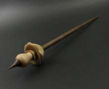 Load image into Gallery viewer, Mushroom support spindle in maple and walnut