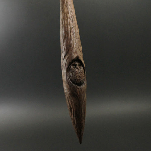 Phang spindle in walnut