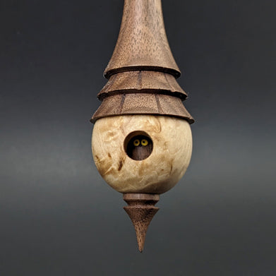 Birdhouse spindle in Karelian birch and walnut