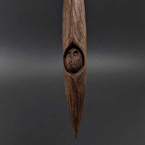 Phang spindle in walnut