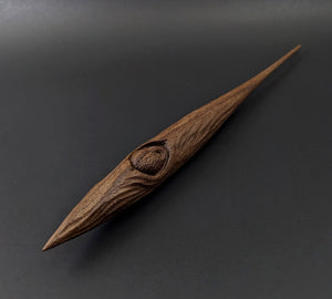 Phang spindle in walnut