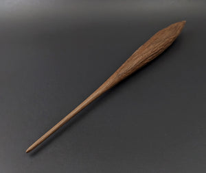 Phang spindle in walnut