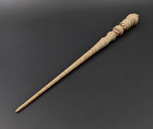 Wand spindle in curly maple