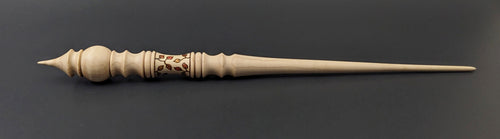 Wand spindle in curly maple