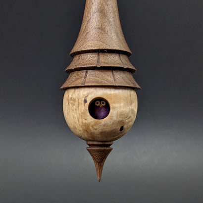 Birdhouse spindle in Karelian birch and walnut