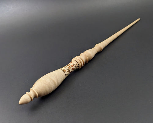 Wand spindle in curly maple