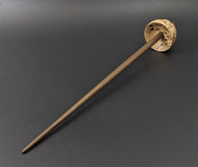 Load image into Gallery viewer, Tibetan style spindle in elm burl and walnut