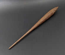Load image into Gallery viewer, Phang spindle in walnut