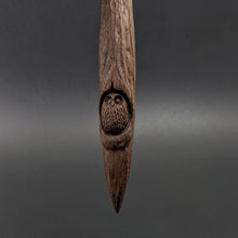 Load image into Gallery viewer, Phang spindle in walnut