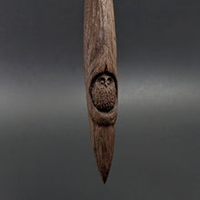 Load image into Gallery viewer, Phang spindle in walnut