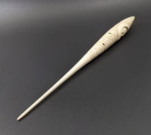 Load image into Gallery viewer, Phang spindle in holly