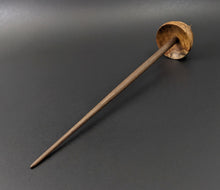 Load image into Gallery viewer, Tibetan style spindle in amboyna burl and walnut