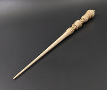 Load image into Gallery viewer, Wand spindle in curly maple