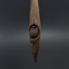 Load image into Gallery viewer, Phang spindle in walnut