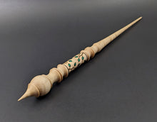 Load image into Gallery viewer, Wand spindle in curly maple