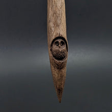 Load image into Gallery viewer, Phang spindle in walnut