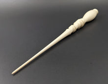 Load image into Gallery viewer, Wand spindle in holly