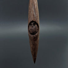 Load image into Gallery viewer, Phang spindle in walnut