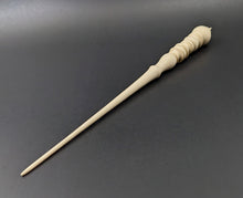 Load image into Gallery viewer, Wand spindle in holly