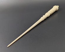 Load image into Gallery viewer, Wand spindle in holly