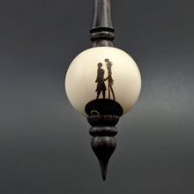 Load image into Gallery viewer, Bead spindle in holly and ebonized walnut