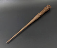 Load image into Gallery viewer, Wand spindle in walnut