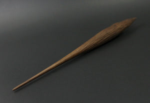 Phang spindle in walnut