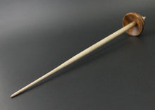 Load image into Gallery viewer, Tibetan style spindle in amboyna burl and maple