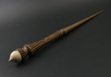 Load image into Gallery viewer, Oak King wand spindle in walnut and curly maple