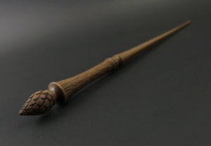 Wand spindle in walnut