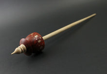 Load image into Gallery viewer, Teacup spindle in redheart and curly maple