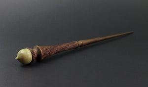 Wand spindle in walnut and hand dyed curly maple