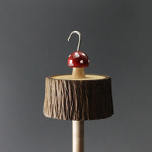 Load image into Gallery viewer, Toadstool stump drop spindle in walnut and curly maple
