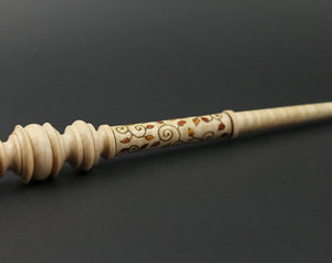 Wand spindle in curly maple and bloodwood